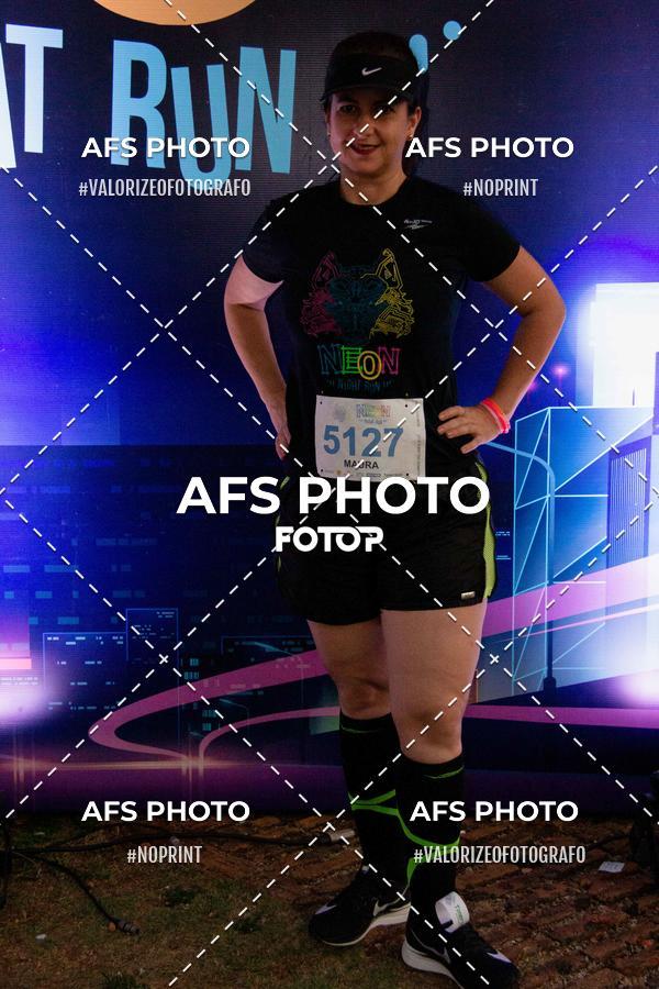 Compra tus fotos del eventoNeon Night Run 2019 - Belo Horizonte En Fotop