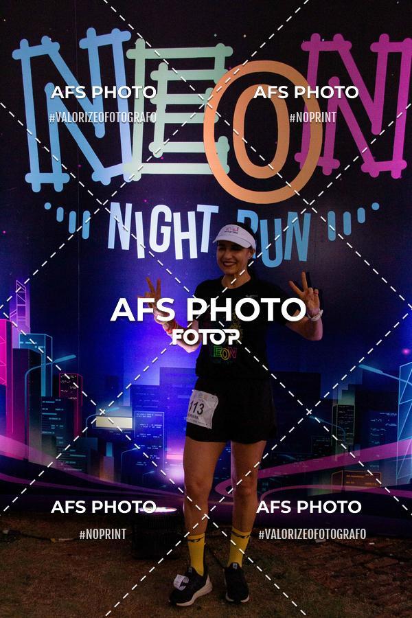 Compra tus fotos del eventoNeon Night Run 2019 - Belo Horizonte En Fotop