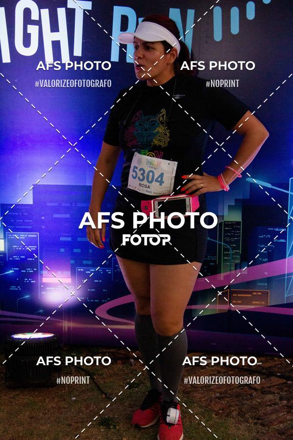 Compra tus fotos del eventoNeon Night Run 2019 - Belo Horizonte En Fotop
