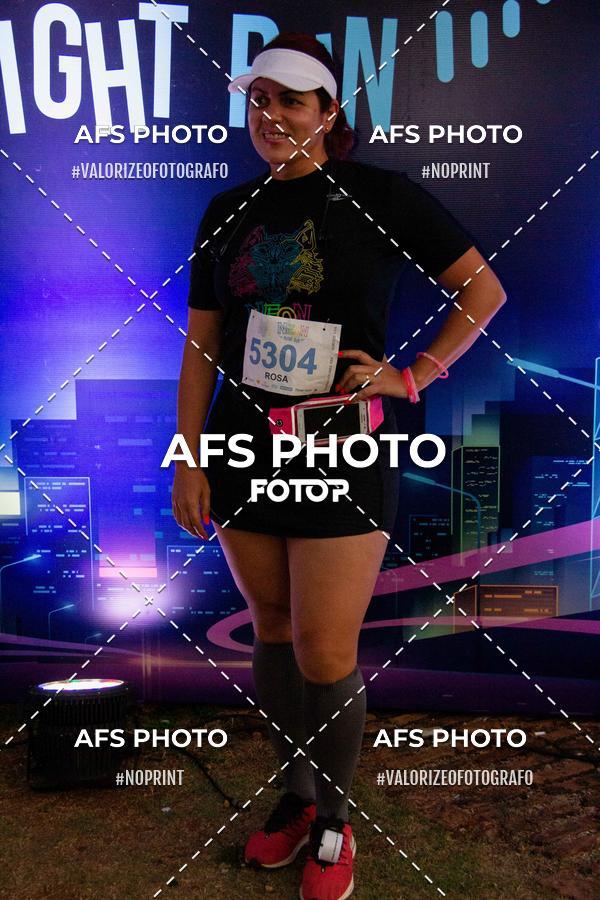 Compra tus fotos del eventoNeon Night Run 2019 - Belo Horizonte En Fotop