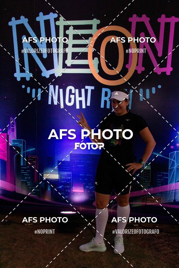 Compra tus fotos del eventoNeon Night Run 2019 - Belo Horizonte En Fotop