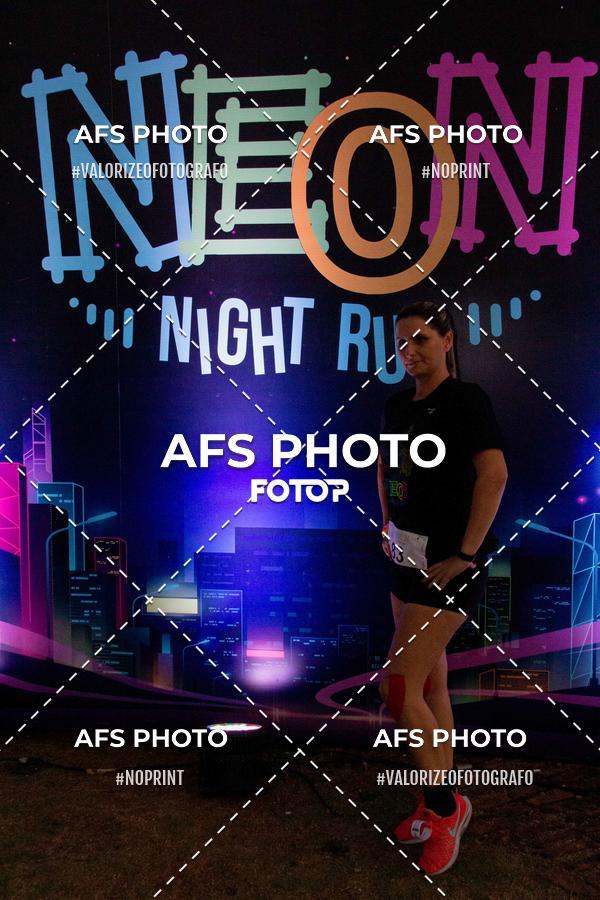 Compra tus fotos del eventoNeon Night Run 2019 - Belo Horizonte En Fotop