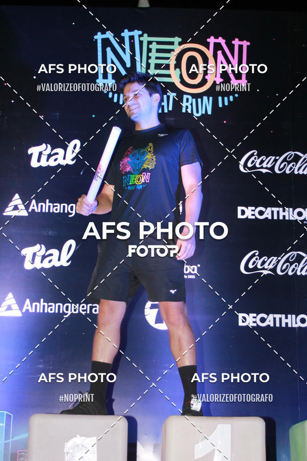 Compra tus fotos del eventoNeon Night Run 2019 - Belo Horizonte En Fotop
