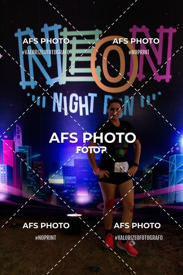 Compra tus fotos del eventoNeon Night Run 2019 - Belo Horizonte En Fotop