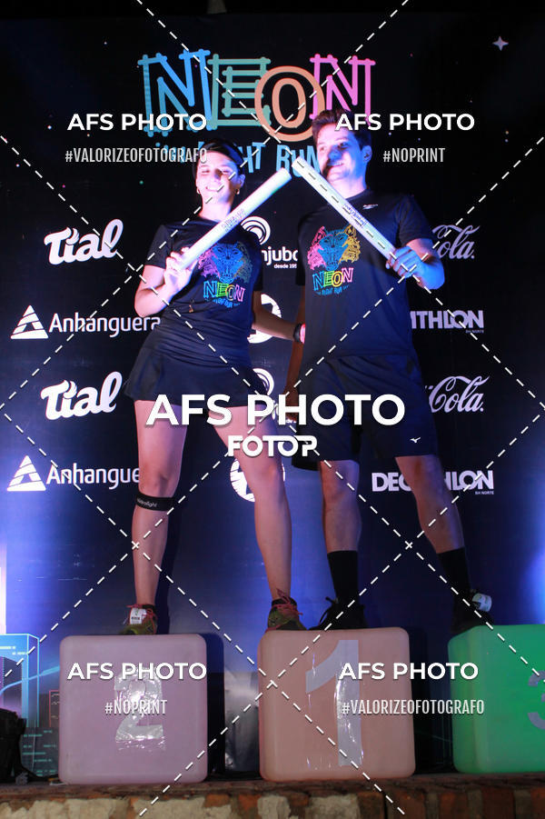 Compra tus fotos del eventoNeon Night Run 2019 - Belo Horizonte En Fotop
