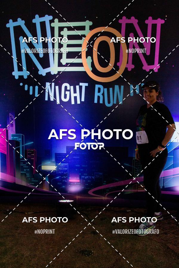 Compra tus fotos del eventoNeon Night Run 2019 - Belo Horizonte En Fotop
