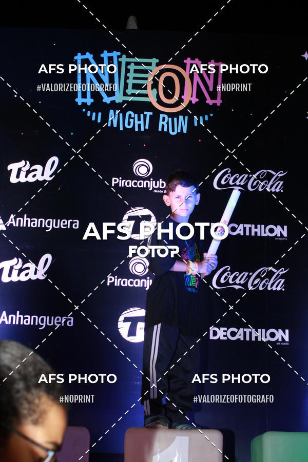 Compre suas fotos do eventoNeon Night Run 2019 - Belo Horizonte no Fotop