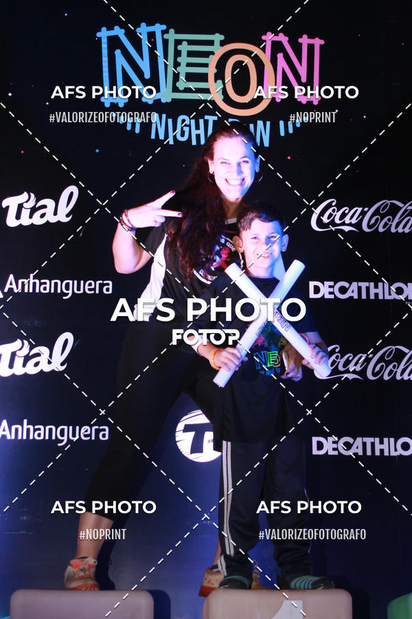 Buy your photos of the eventNeon Night Run 2019 - Belo Horizonte on Fotop