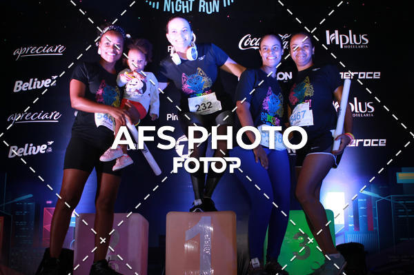 Compre as suas fotos do eventoNeon Night Run 2019 - Belo Horizonte no Fotop