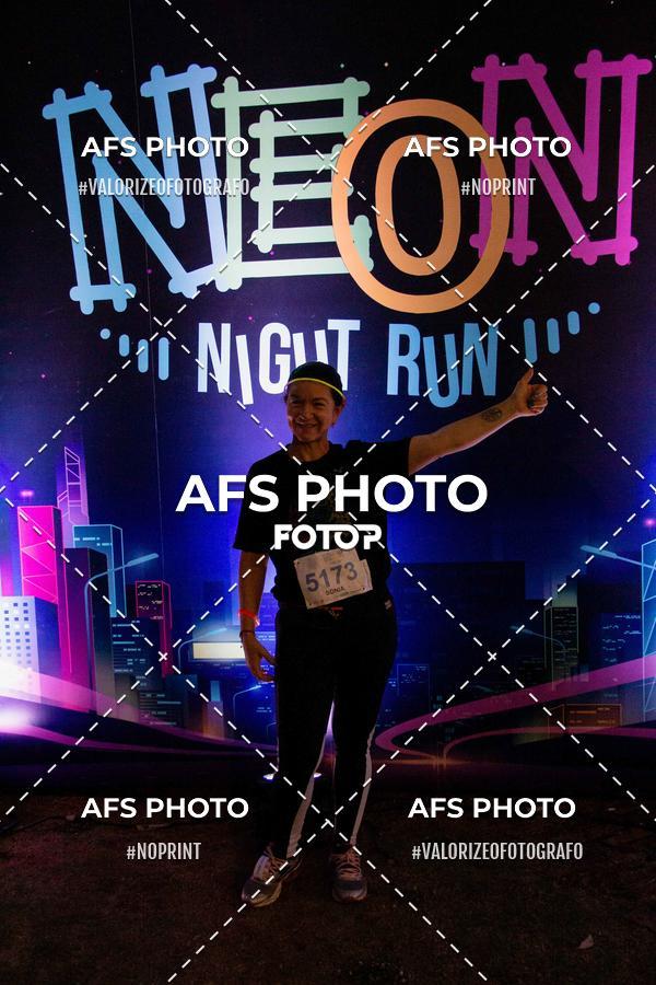 Compra tus fotos del eventoNeon Night Run 2019 - Belo Horizonte En Fotop