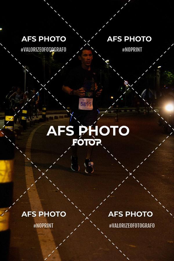Achetez vos photos de l'vnementNeon Night Run 2019 - Belo Horizonte sur Fotop