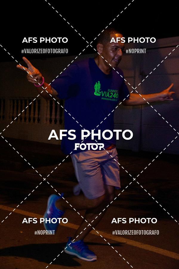 Buy your photos of the eventNeon Night Run 2019 - Belo Horizonte on Fotop