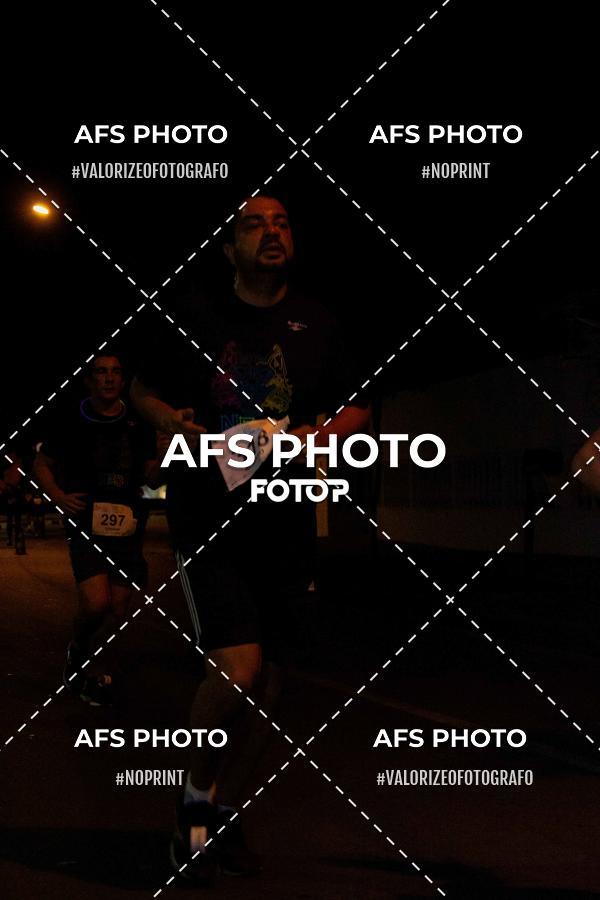 Buy your photos of the eventNeon Night Run 2019 - Belo Horizonte on Fotop