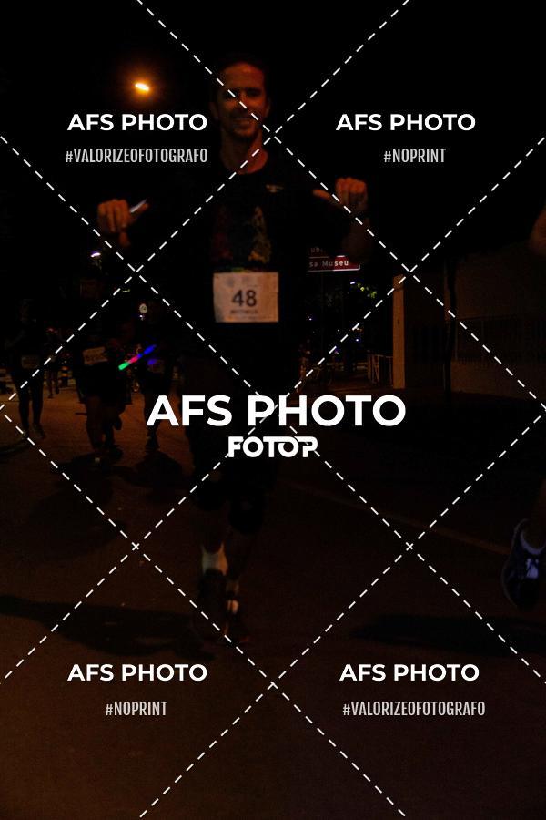 Buy your photos of the eventNeon Night Run 2019 - Belo Horizonte on Fotop