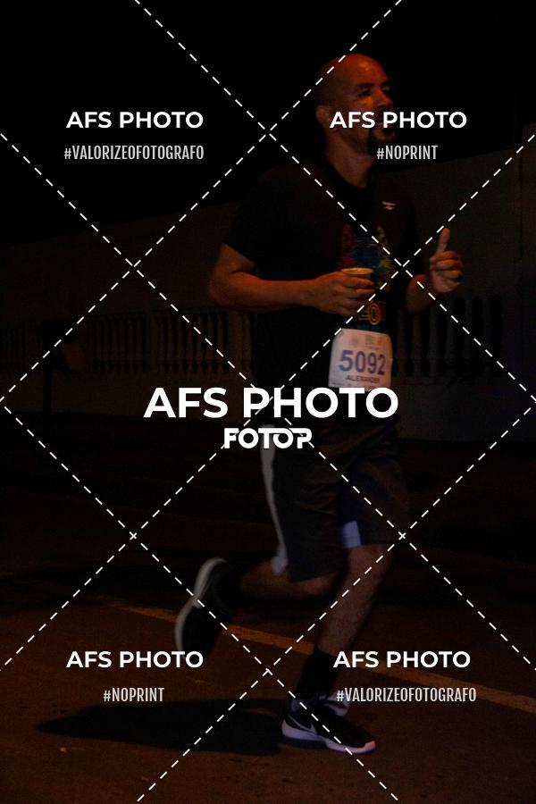Buy your photos of the eventNeon Night Run 2019 - Belo Horizonte on Fotop