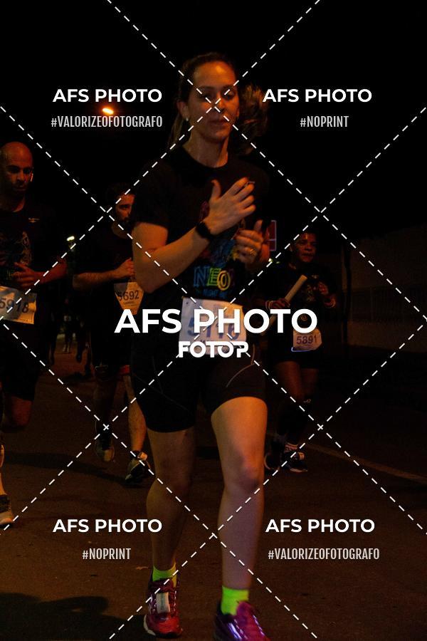 Buy your photos of the eventNeon Night Run 2019 - Belo Horizonte on Fotop