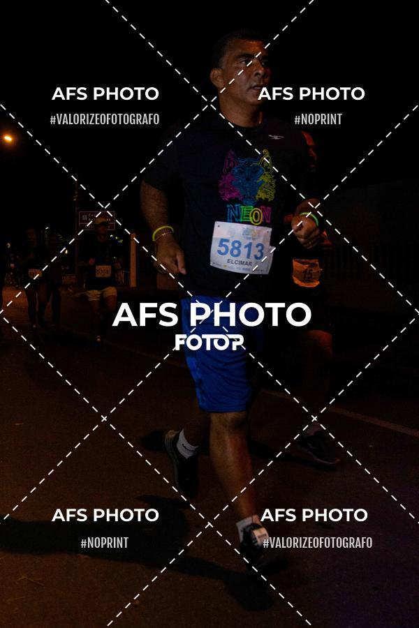 Buy your photos of the eventNeon Night Run 2019 - Belo Horizonte on Fotop