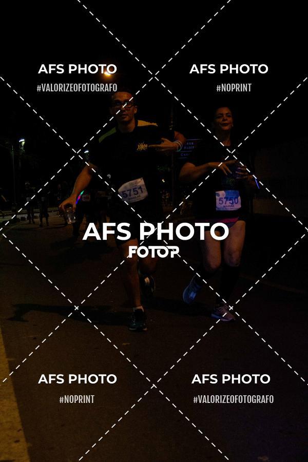 Achetez vos photos de l'vnementNeon Night Run 2019 - Belo Horizonte sur Fotop