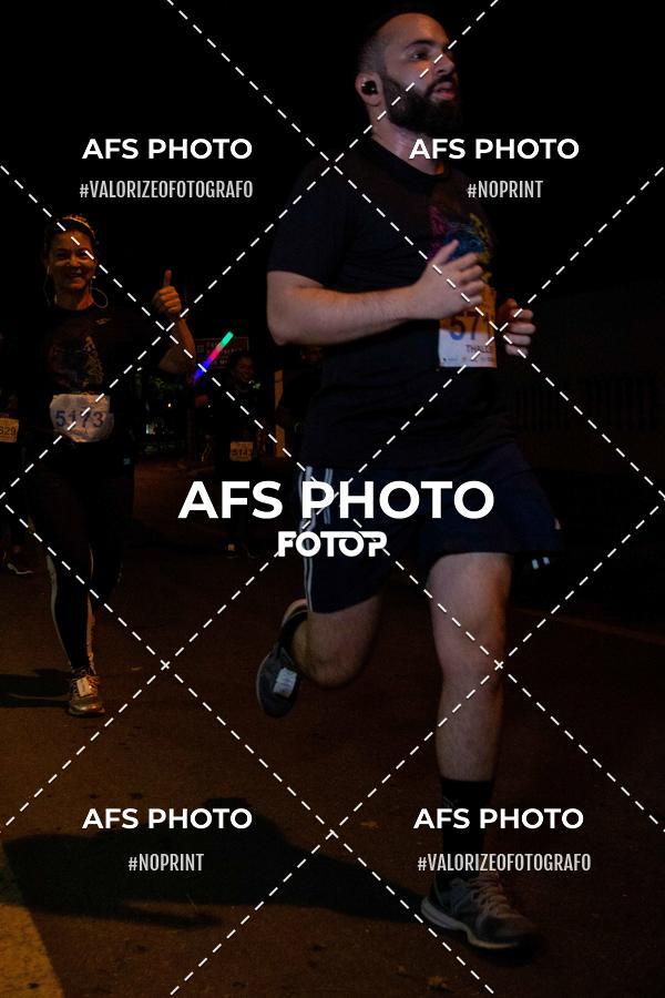Compra tus fotos del eventoNeon Night Run 2019 - Belo Horizonte En Fotop
