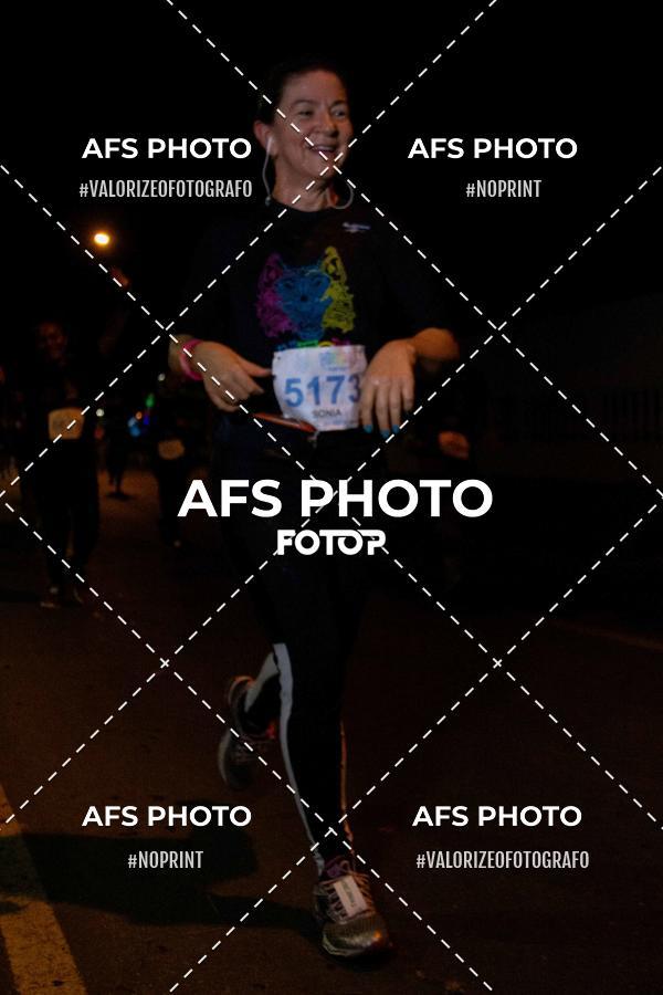 Compra tus fotos del eventoNeon Night Run 2019 - Belo Horizonte En Fotop