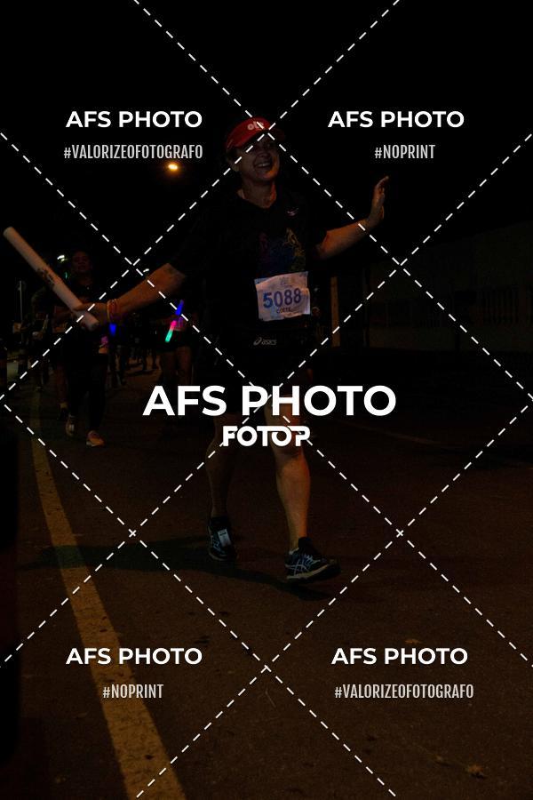 Compra tus fotos del eventoNeon Night Run 2019 - Belo Horizonte En Fotop