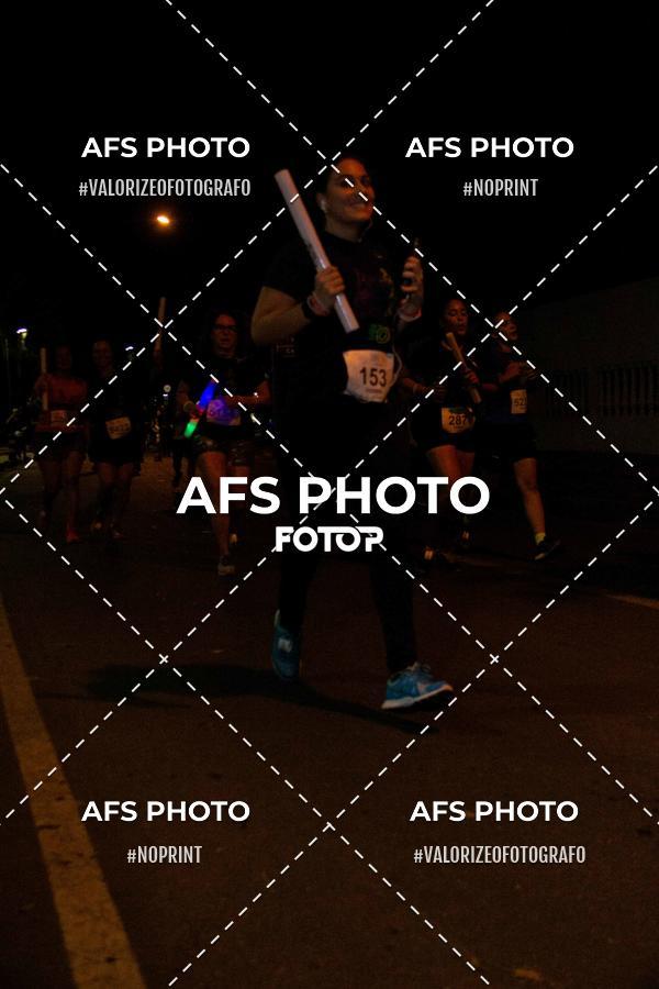 Compra tus fotos del eventoNeon Night Run 2019 - Belo Horizonte En Fotop