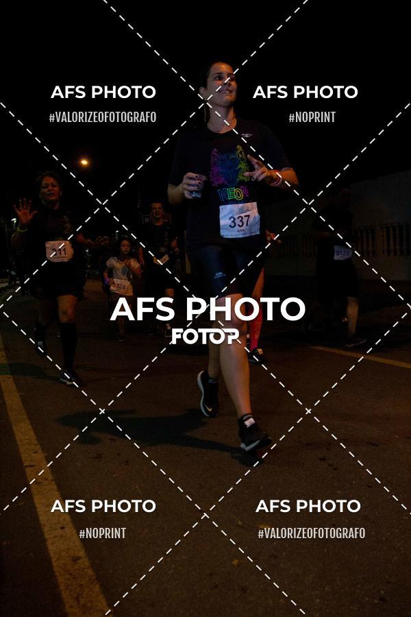 Compra tus fotos del eventoNeon Night Run 2019 - Belo Horizonte En Fotop