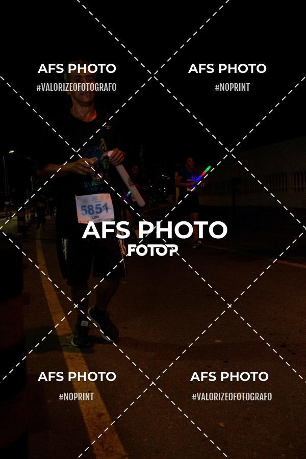 Compra tus fotos del eventoNeon Night Run 2019 - Belo Horizonte En Fotop