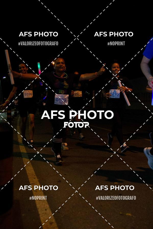 Compra tus fotos del eventoNeon Night Run 2019 - Belo Horizonte En Fotop