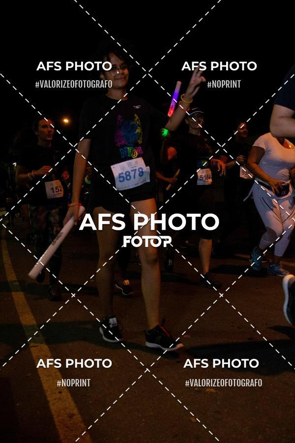 Compra tus fotos del eventoNeon Night Run 2019 - Belo Horizonte En Fotop