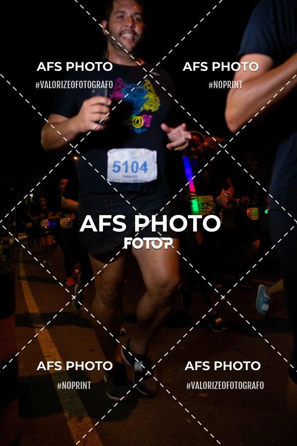 Compra tus fotos del eventoNeon Night Run 2019 - Belo Horizonte En Fotop