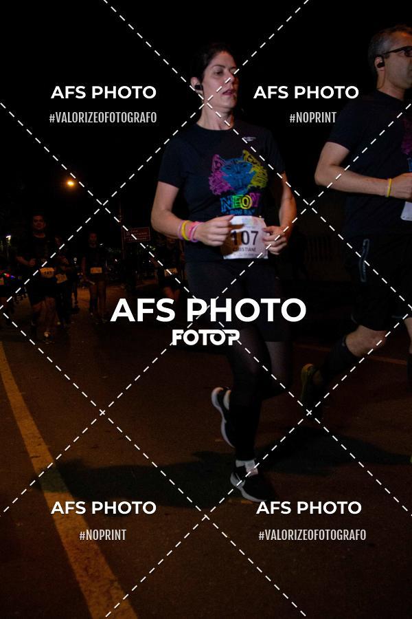 Compre as suas fotos do eventoNeon Night Run 2019 - Belo Horizonte no Fotop
