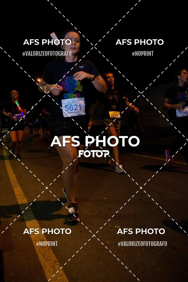 Compre as suas fotos do eventoNeon Night Run 2019 - Belo Horizonte no Fotop