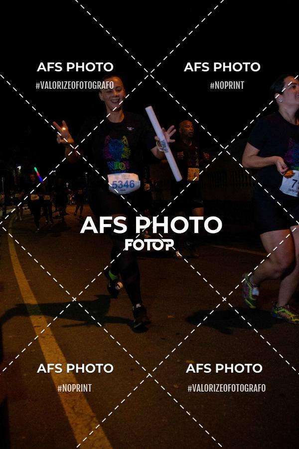 Compre as suas fotos do eventoNeon Night Run 2019 - Belo Horizonte no Fotop