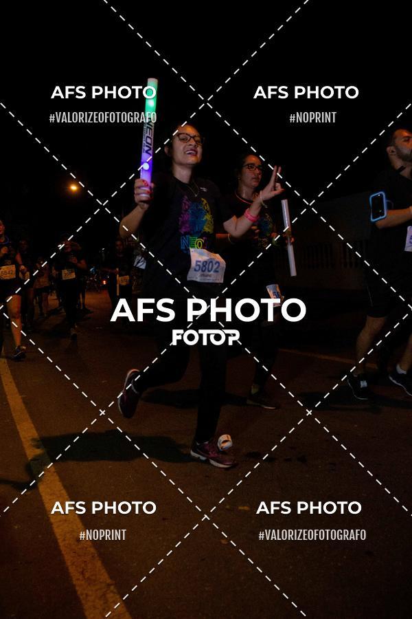 Compre as suas fotos do eventoNeon Night Run 2019 - Belo Horizonte no Fotop