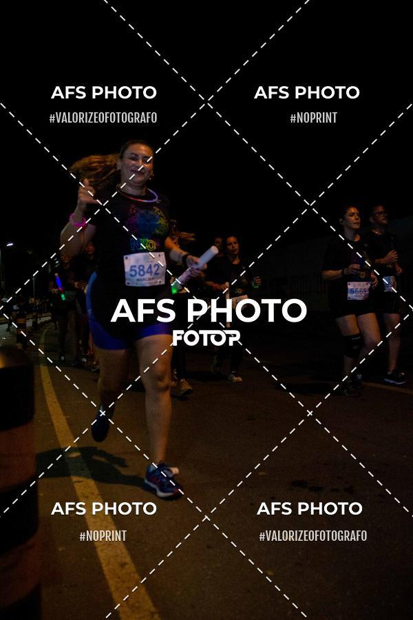 Compre as suas fotos do eventoNeon Night Run 2019 - Belo Horizonte no Fotop