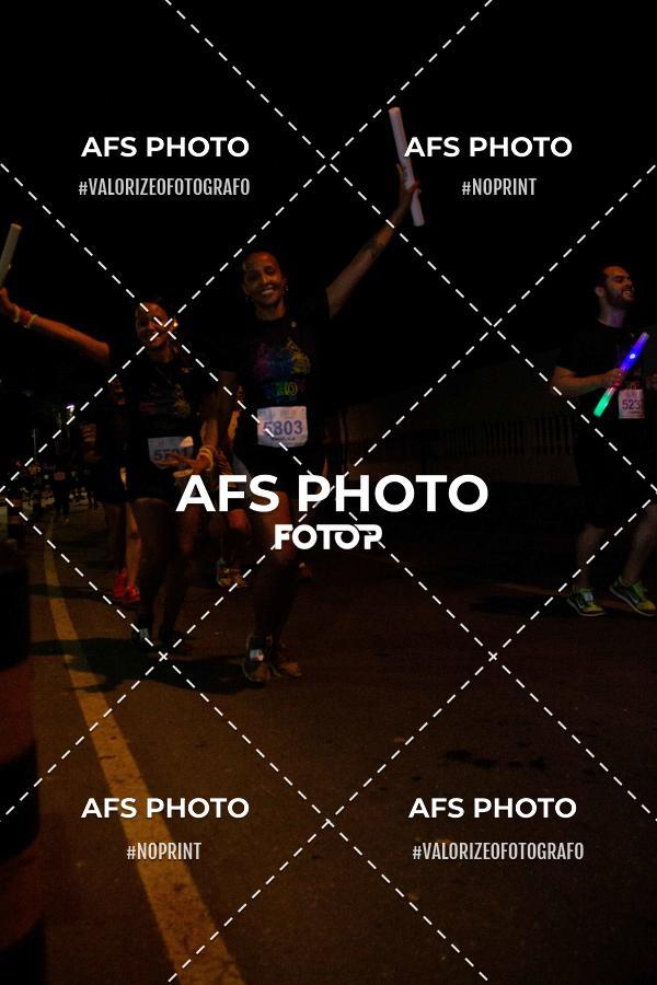 Compre as suas fotos do eventoNeon Night Run 2019 - Belo Horizonte no Fotop