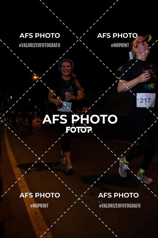 Compre as suas fotos do eventoNeon Night Run 2019 - Belo Horizonte no Fotop