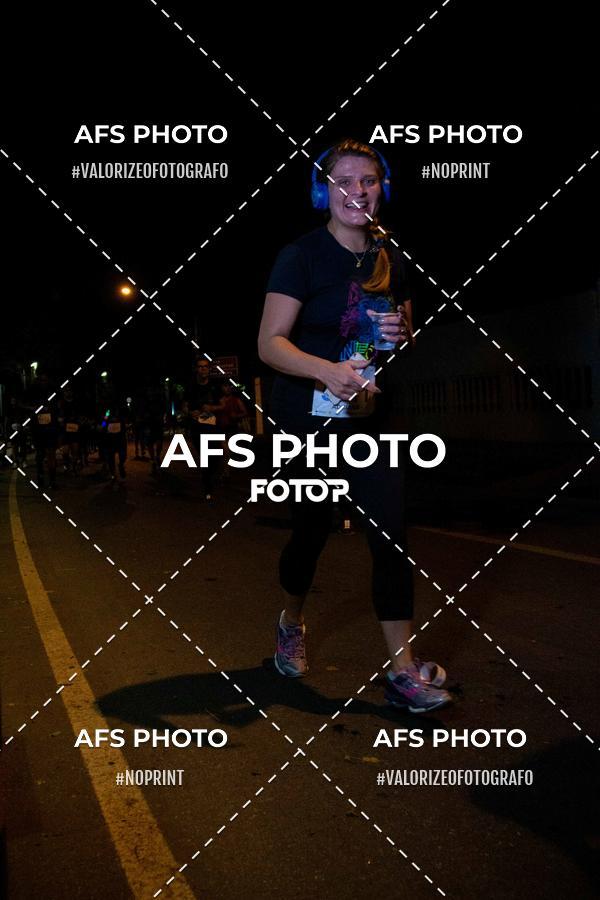 Compre as suas fotos do eventoNeon Night Run 2019 - Belo Horizonte no Fotop