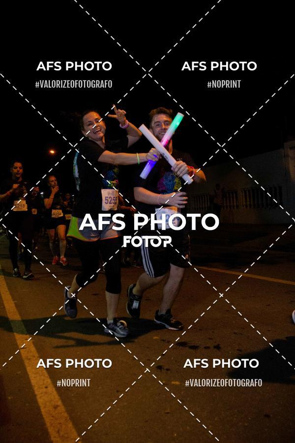 Compre as suas fotos do eventoNeon Night Run 2019 - Belo Horizonte no Fotop
