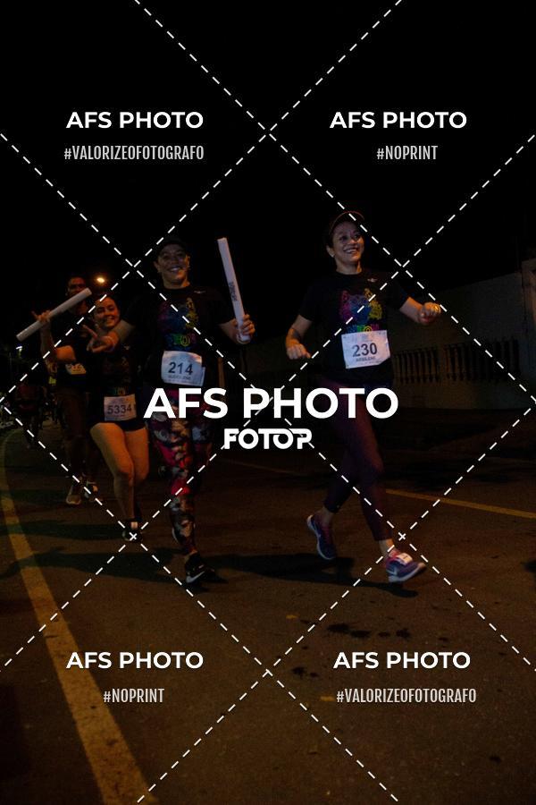 Buy your photos of the eventNeon Night Run 2019 - Belo Horizonte on Fotop