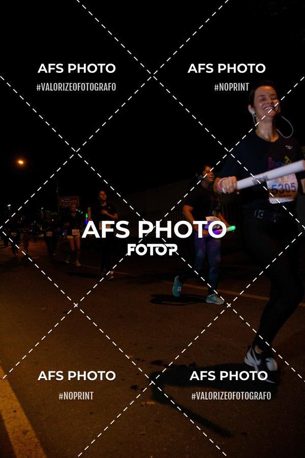 Buy your photos of the eventNeon Night Run 2019 - Belo Horizonte on Fotop