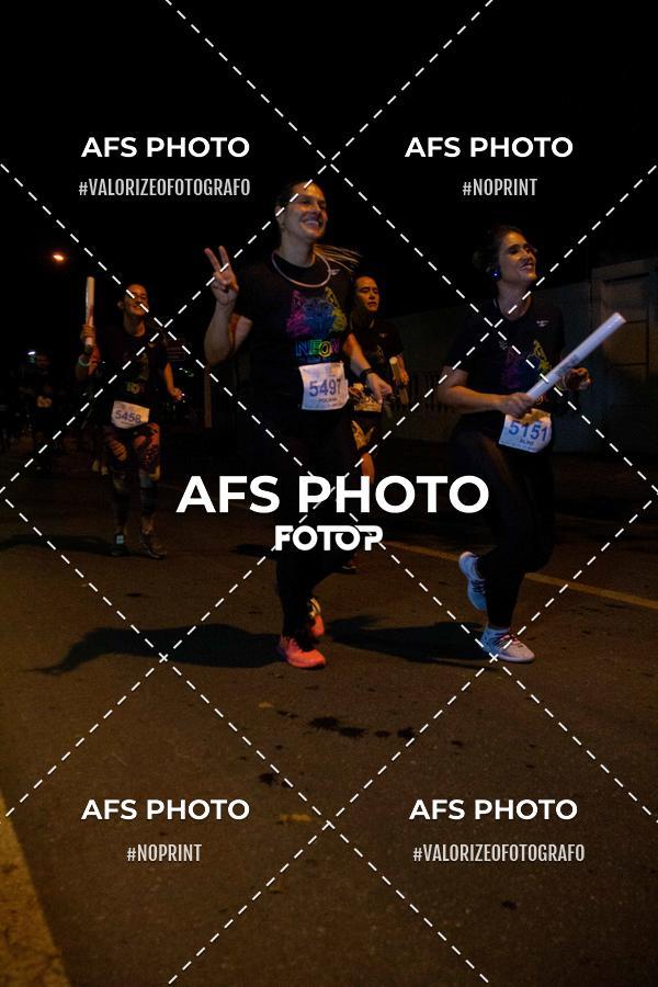 Buy your photos of the eventNeon Night Run 2019 - Belo Horizonte on Fotop