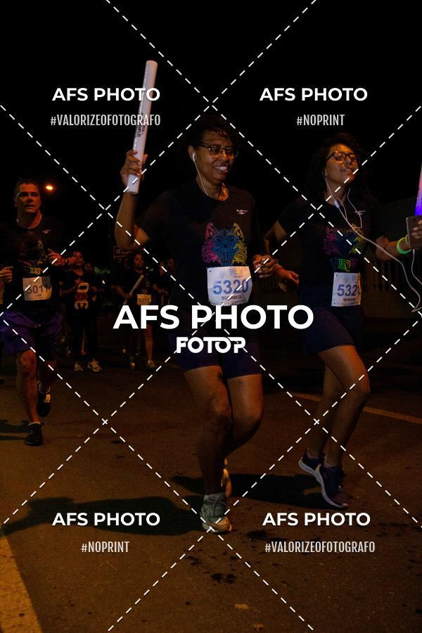 Compre suas fotos do eventoNeon Night Run 2019 - Belo Horizonte no Fotop