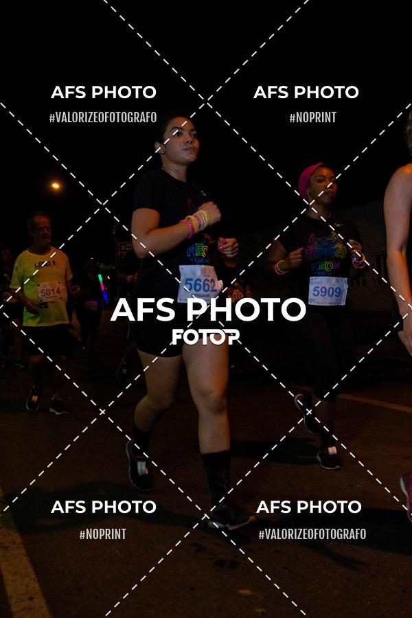 Compre suas fotos do eventoNeon Night Run 2019 - Belo Horizonte no Fotop