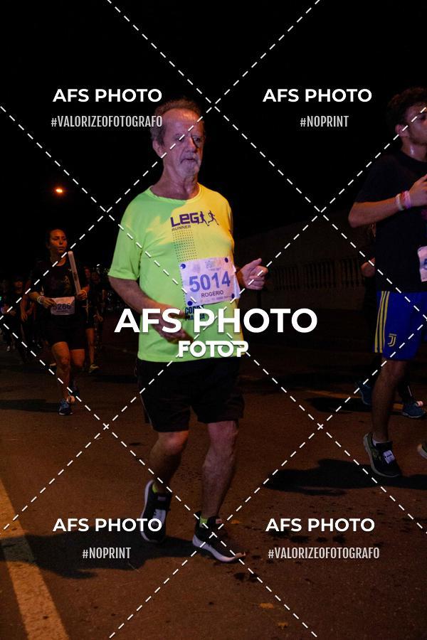 Compre suas fotos do eventoNeon Night Run 2019 - Belo Horizonte no Fotop