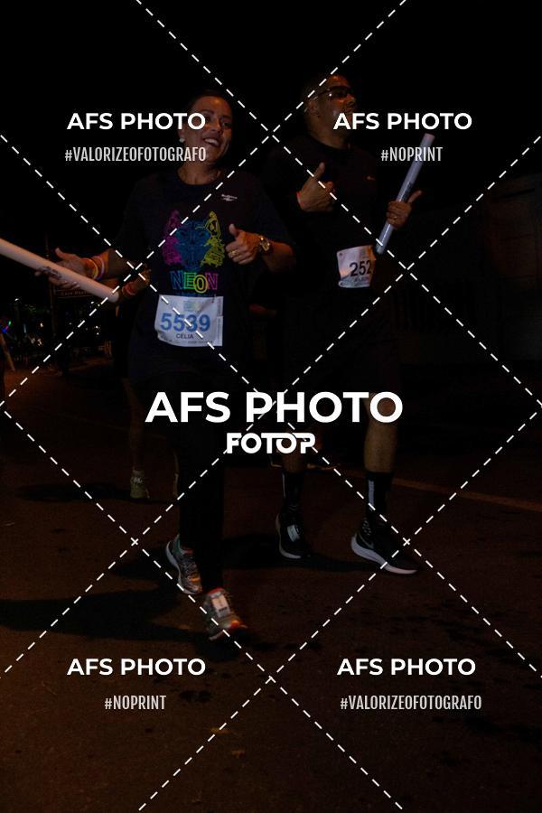 Compre suas fotos do eventoNeon Night Run 2019 - Belo Horizonte no Fotop