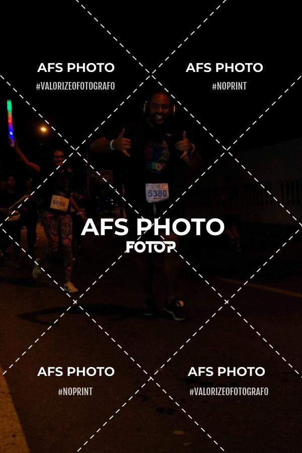 Compra tus fotos del eventoNeon Night Run 2019 - Belo Horizonte En Fotop