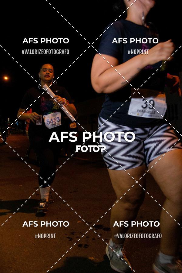 Compra tus fotos del eventoNeon Night Run 2019 - Belo Horizonte En Fotop