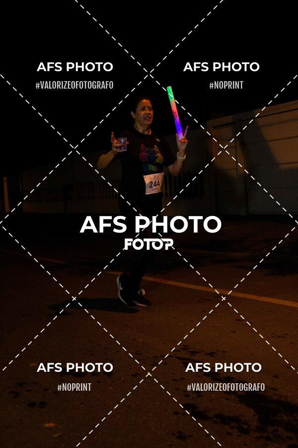 Compra tus fotos del eventoNeon Night Run 2019 - Belo Horizonte En Fotop